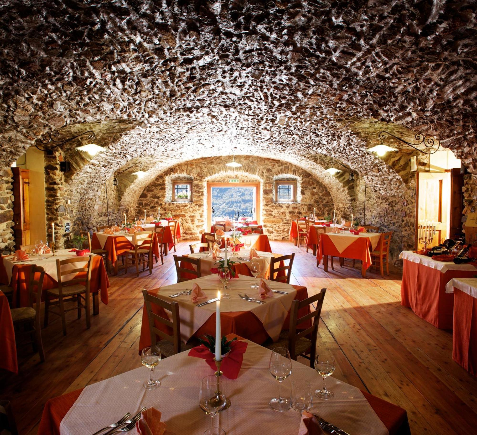 Hotel Dimora Storica La Mirandola Пассо-дель-Тонале Экстерьер фото